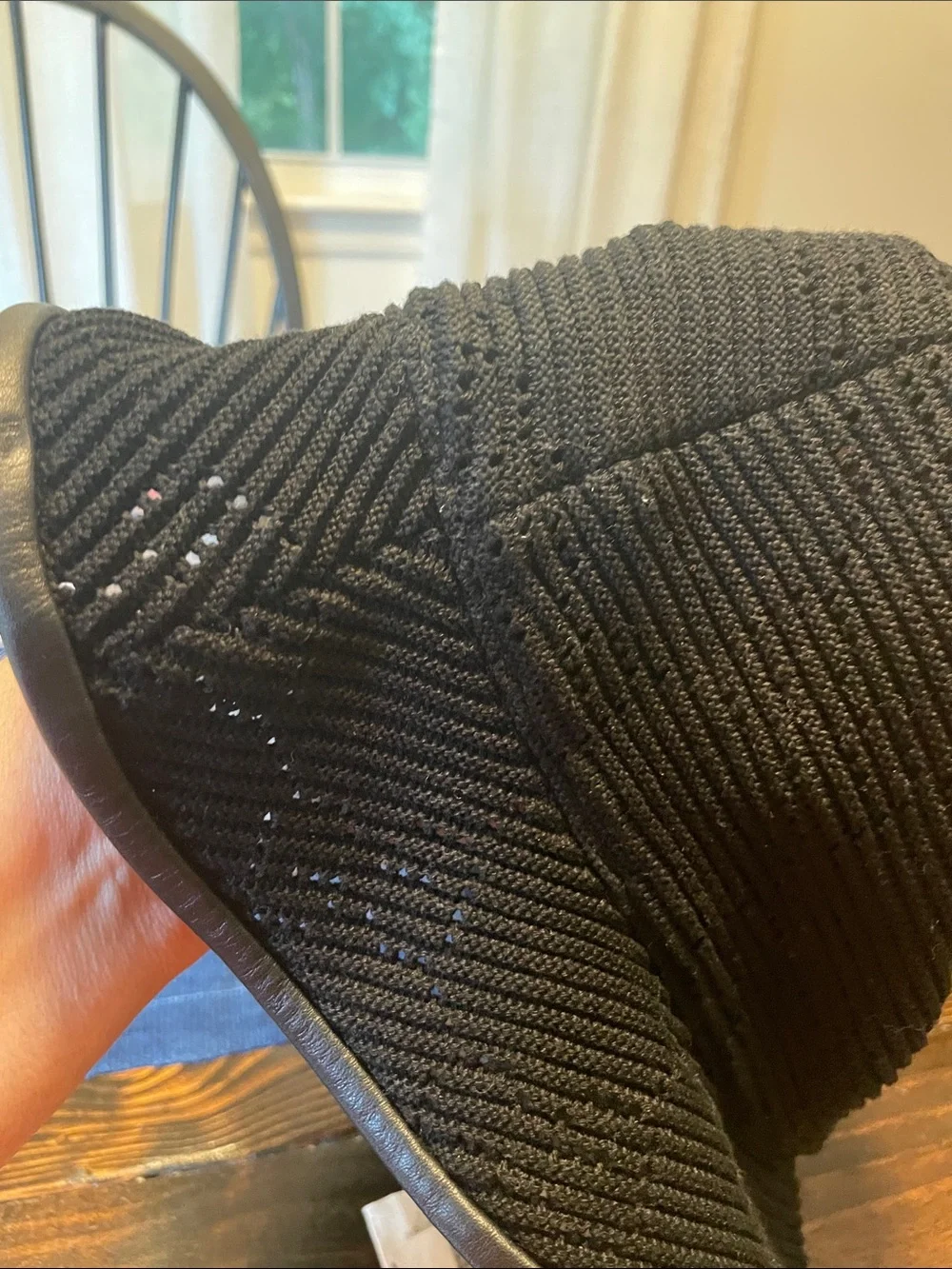 Gucci Black Ribbed CableKnit Bucket Hat Gold GG Accent Authentic 2021